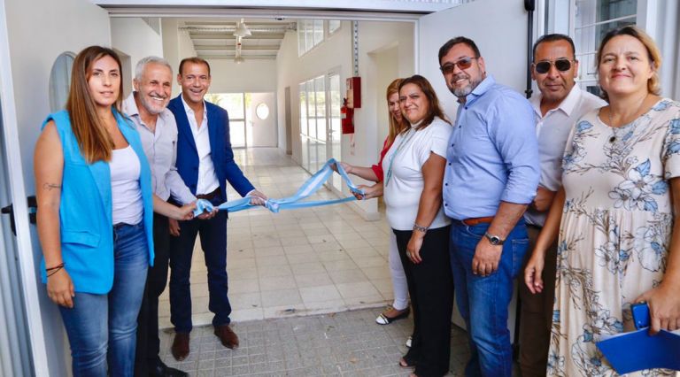 Guti Rrez Inaugur Dos Nuevos Jardines De Infantes En Plottier Am