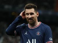 El técnico del PSG confirmó la salida de Messi 